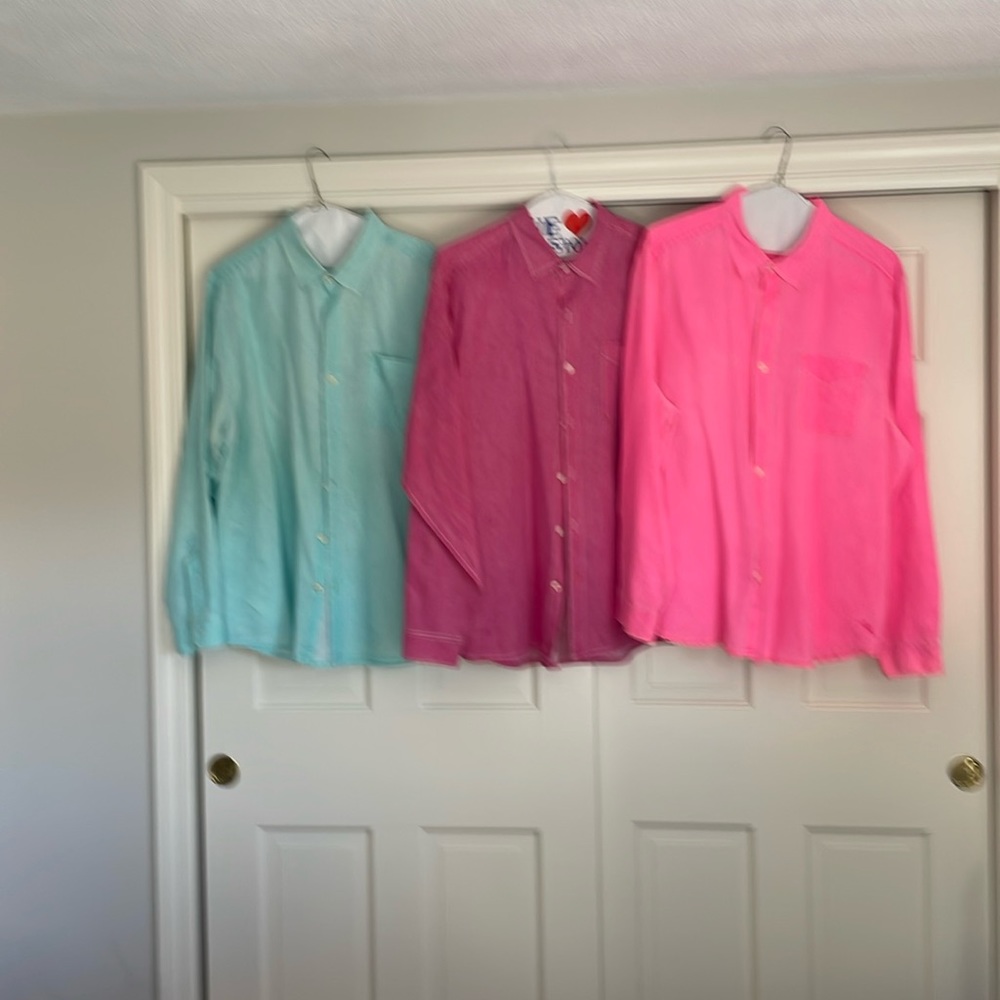 Tommy Bahama 100% linen long sleeve button down men’s shirts. - Picture 2 of 7